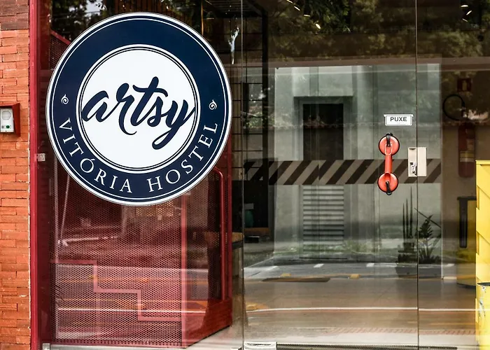 Artsy Vitoria Hostel